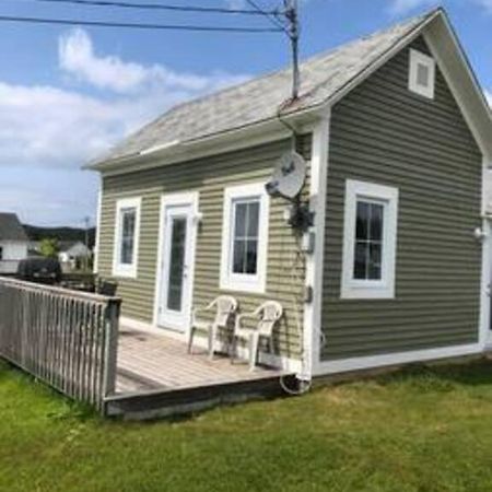 Experience Tranquility Cricket Field Offers Charming Retreat In Twillingatate Villa Twillingate Luaran gambar